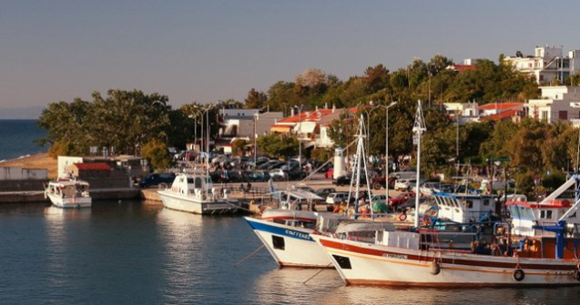 MAE: Aproximativ 230 de cetateni romani au fost transportati de pe insula greceasca Samothraki