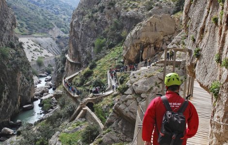  Top  Drumuri impresionante de vacanta: 7 trasee care merita din plin strabatute