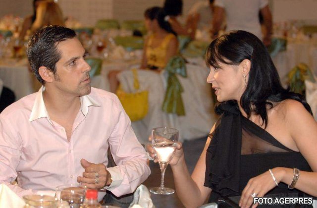 Andreea Marin s-a apucat de cantat la botezuri