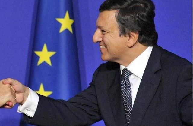 Barroso se considera criticat in mod &#39;dogmatic si fanatic&#39;