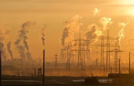 Studiu: Poluarea atmosferica este asociata cu un risc mai ridicat de afectiuni psihice