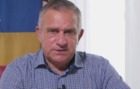 Gheorghe Funar candideaza la prezidentiale: "In Romania sunt metale care nu exista in tabelul lui Mendeleev"/ VIDEO