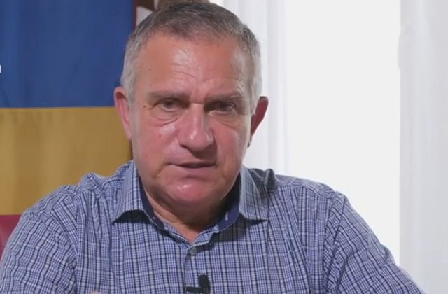 Gheorghe Funar candideaza la prezidentiale: "In Romania sunt metale care nu exista in tabelul lui Mendeleev"/ VIDEO