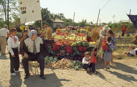 Umorul prin care romanii s-au salvat de dictatura, elogiat la Cannes