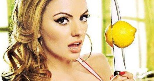 Alexandra Stan va canta pe aceeasi scena cu Rihanna