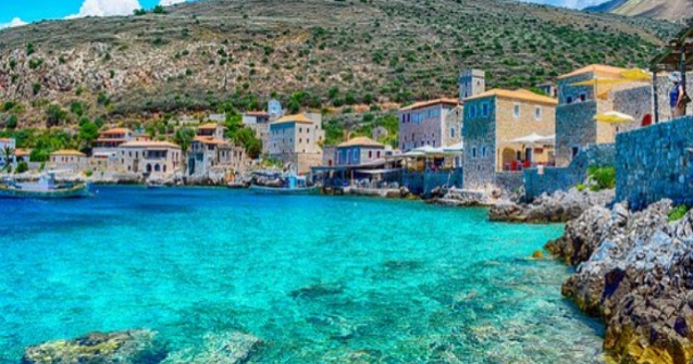 MAE: Avertizarea de calatorie se mentine pentru Grecia. Riscuri ridicate de incendii de vegetatie