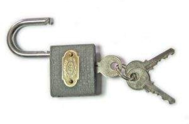 Inspectie la serviciile de paza: Peste jumatate din banci nu aveau paznici