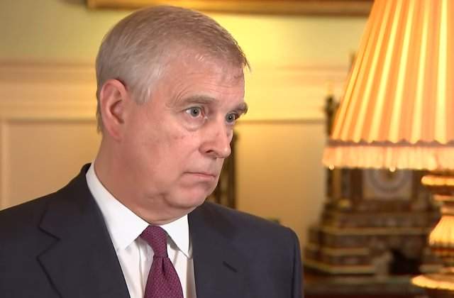 Una dintre victimele lui Epstein ii cere public ducelui de York sa recunoasca implicarea in scandalul de pedofilie