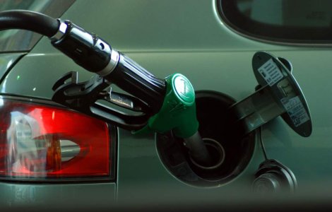 Si LukOil a scumpit benzina