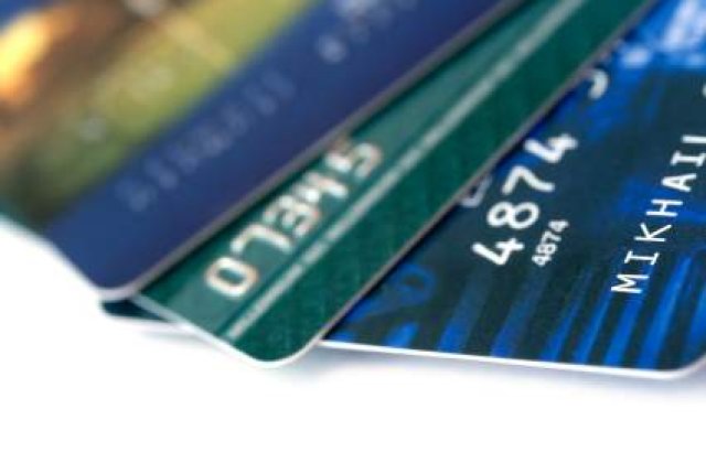 Cautati de Interpol: Un cuplu a disparut dupa ce 10 milioane de dolari au ajuns in contul lor dintr-o eroare bancara