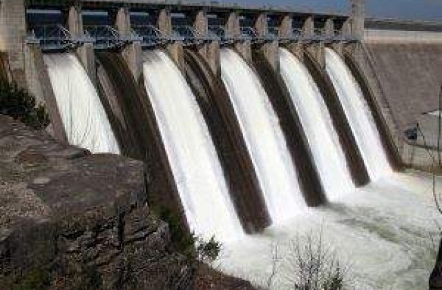 Cum a intrat Hidroelectrica in insolventa: 1.643 euro, salariul mediu pe angajat