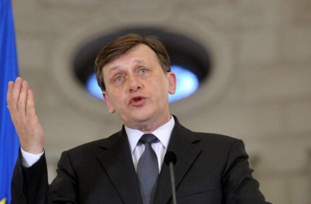 Antonescu: Sansele lui Basescu de a reveni la Cotroceni sunt infime