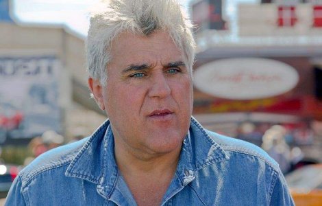 Jay Leno renunta la 5 mil. de dolari din salariu de dragul colaboratorilor