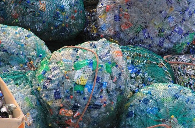 Primaria Sectorului 4 organizeaza referendum local privind construirea statiei de distrugere a deseurilor