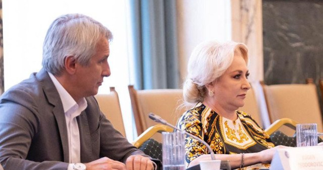 Teodorovici: As fi onorat sa fac tandem - Viorica Dancila presedinte, eu premier