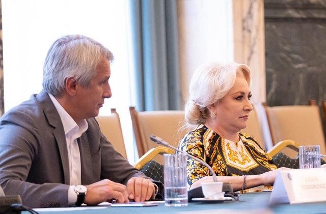 Teodorovici: As fi onorat sa fac tandem - Viorica Dancila presedinte, eu premier