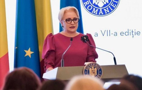 Dancila, huiduita la Constanta: Astfel de manifestari ne reprezinta pe noi, romanii? Oare circul tine de cald pentru Romania?