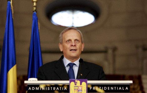 Coalitia se clatina din nou: Geoana, in contradictie cu Stolojan