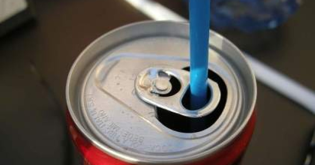 Vanzarile Coca-Cola, afectate de criza politica din Romania