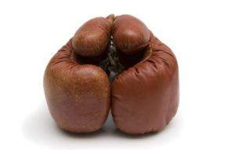 Froch isi apara centura mondiala in toamna