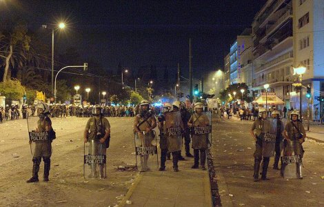 Premierul grec se teme: Ne putem confrunta cu o criza fara precedent a democratiei