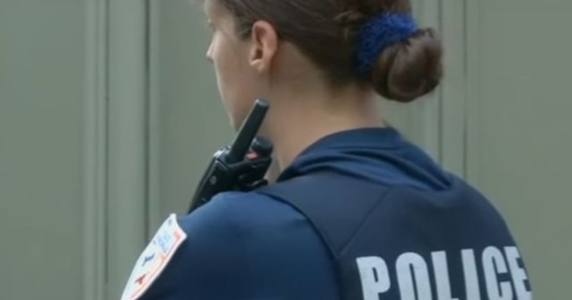 Atac cu un cutit si o tepusa de rotisor in Lyon: un mort, 8 raniti si circa 20 de persoane in stare de soc/ VIDEO