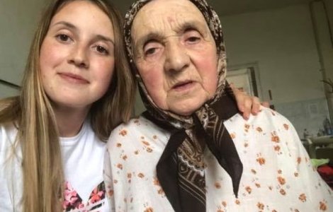 O batrana, tratata cu vitamine pentru atac cerebral