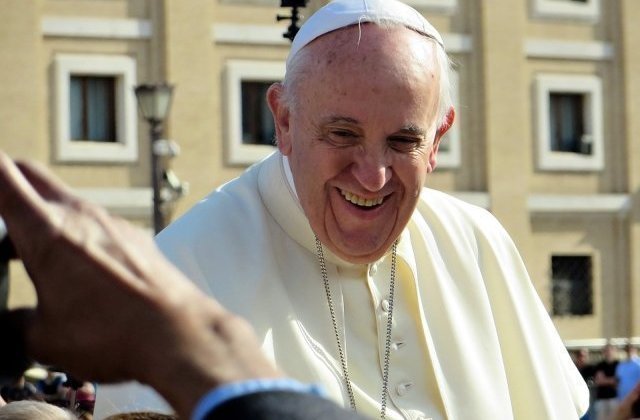 Papa Francisc a cerut fiecarui om de pe Pamant sa isi schimbe modul de viata pentru a salva planeta