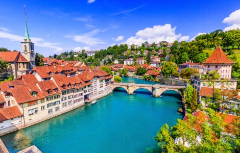  Top  9 motive sa vizitezi Elvetia, patria ciocolatei si a turismului montan