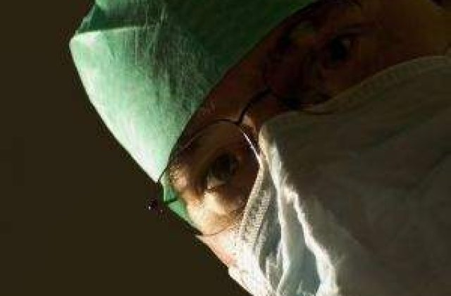Un medic italian a refuzat sa faca un transplant de inima unui roman
