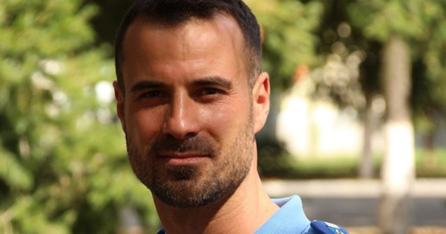 Jandarmeria Bucuresti, laude la adresa unui angajat: Are un corp perfect tonifiat, de zici ca a luat creditul "Prima casa" si l-a investit intr-o sala de forta