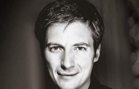 Caramitru: BNR devine esential in evitarea unei crize. Guvernul trebuie sa reduca cheltuielile absurde. Repede. Si inteligent