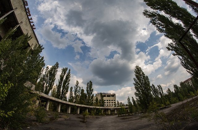 Selfie printre ruine: cum serialul TV a schimbat turismul la Cernobil