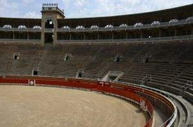 Televiziunile spaniole vor redifuza coridele