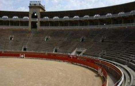 Televiziunile spaniole vor redifuza coridele