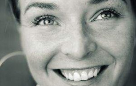 Studiu: Gena fericirii se manifesta numai in cazul femeilor