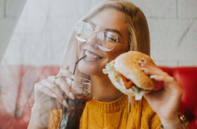 Nu le mai consuma seara. 8 alimente care pot determina aparitia cosmarurilor