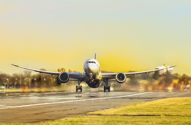 Un mecanic, acuzat de sabotarea unui avion cu 150 de oameni la bord