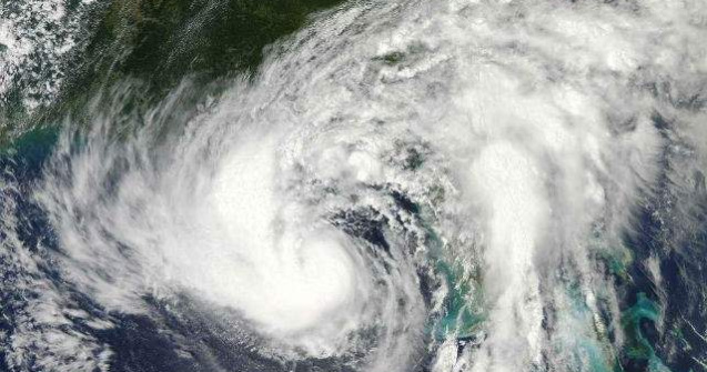 Uraganul Dorian, care a facut ravagii in SUA, se indreapta spre Europa. Ce anunta meteorologii