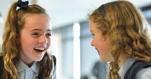 Deputat USR: Stop discriminarii elevilor cu note sub 5 si schimbarilor legislative peste noapte