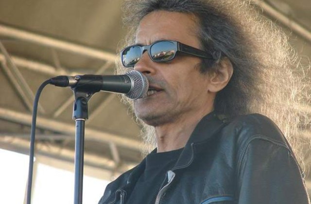 Iris ramane fara Cristi Minculescu. De ce se retrage solistul?