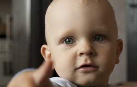 Statistica ingrijoratoare: Aproape 50.000 de mame minore din 2009