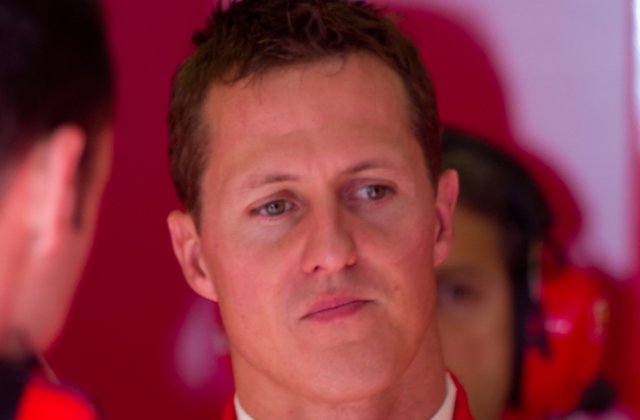 Michael Schumacher, internat intr-un spital din Paris