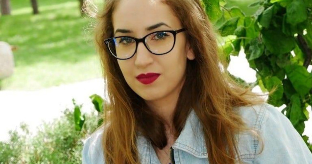 O tanara de 19 ani a fost spulberata de tren. In acelasi loc a murit si prietenul ei, in urma cu 5 luni