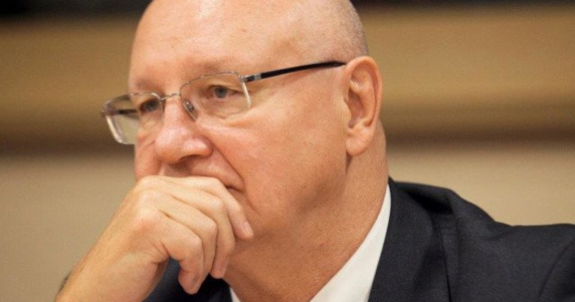 Ioan Mircea Pascu a anuntat ca a fost informat despre retragerea candidaturii sale pentru comisar european interimar