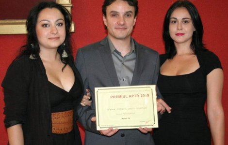 &#39;Mondenii Show&#39; a primit premiul A.P.T.R. pentru cea mai buna emisiune pamflet