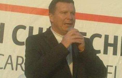 Traian Basescu l-a sunat pe Aurel Tamas pentru a canta Elenei la nunta