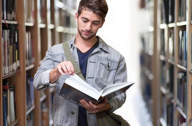 Studentii straini vor putea lucra dupa absolvire in Marea Britanie