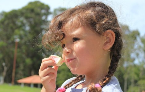 Nutritionist, despre pachetul pentru scoala: Nu exista alimente sanatoase si nesanatoase, totul tine de cantitate