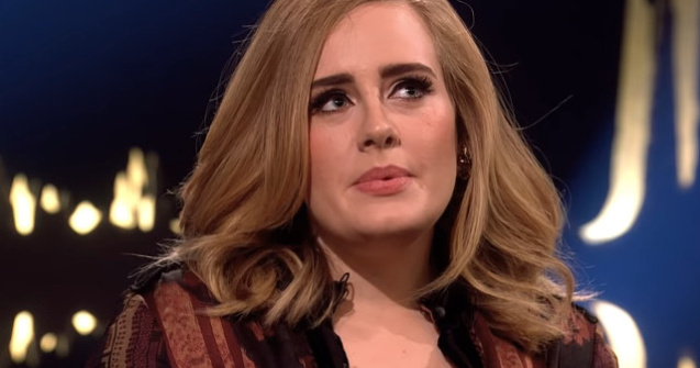 Adele a intentat divort de sotul sau, Simon Konecki